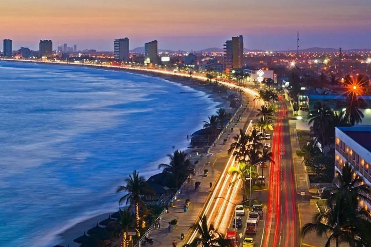 別荘 Departamento En Mazatlan Con Acceso A La Playa Y Alberca Comun #138ヴィラ メキシコ